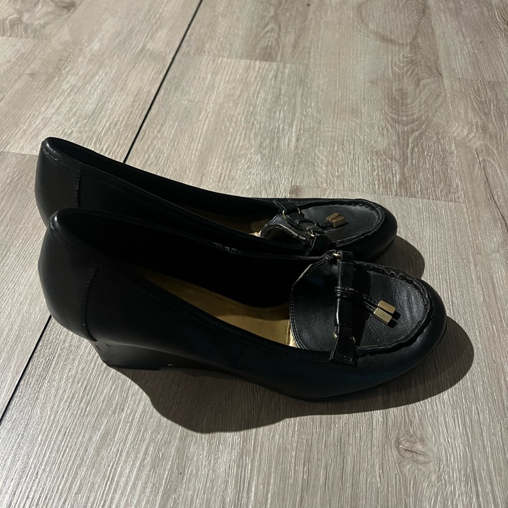 Chaps Black Wedge Heels